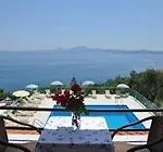فندق Yiannis *